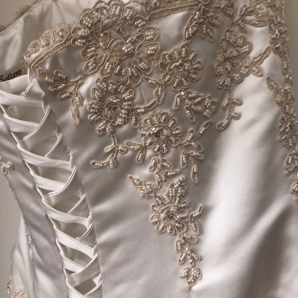 Maggie Sottero Couture wedding gown Sz 10 - Picture 6 of 13